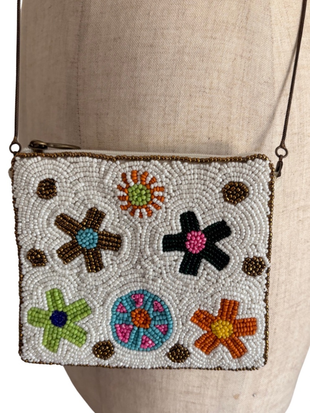 David Jeffery Women’s Beaded Shoulder Purse Bag Clutch Chain Strap 6”x6” Flowers